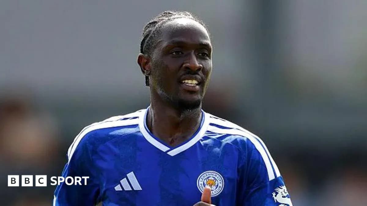 Player in blue Leicester City kit during training