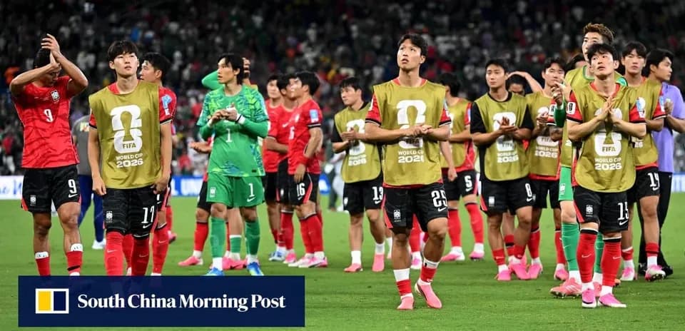 South Korean team acknowledges fans after match