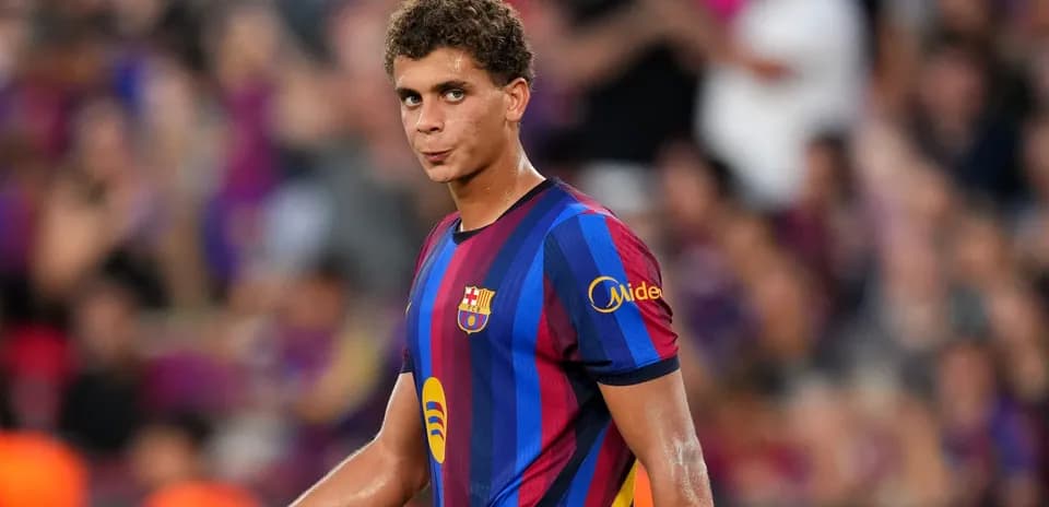 Barcelona player on the field during match