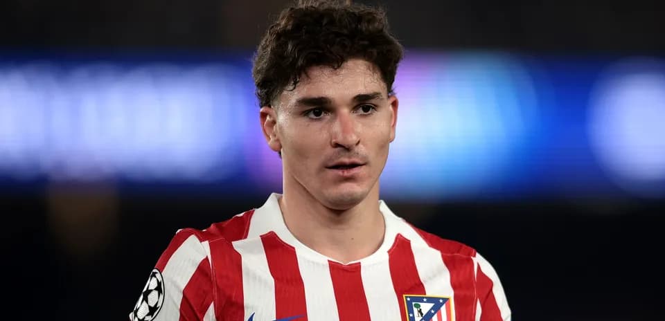 Player wearing Atlético Madrid jersey during match