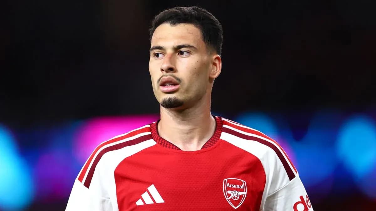 Player in Arsenal jersey during a match