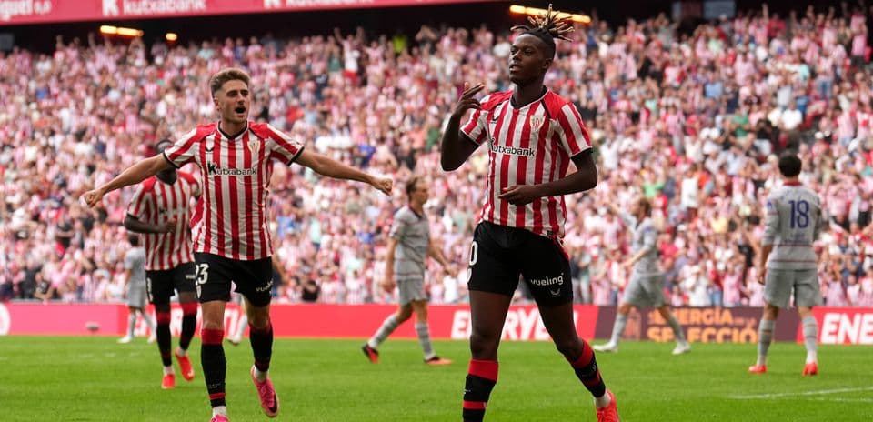Athletic Club players celebrating a goal in stadium