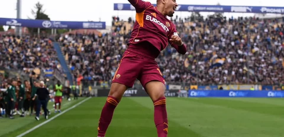 Player celebrating goal during Parma vs AS Roma match