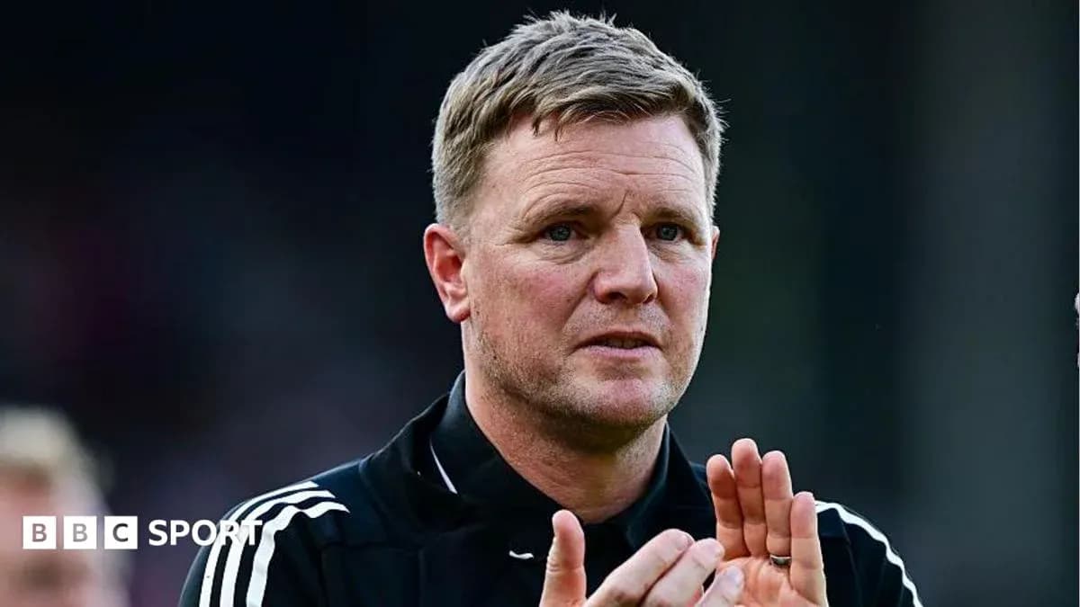Coach clapping during a training session