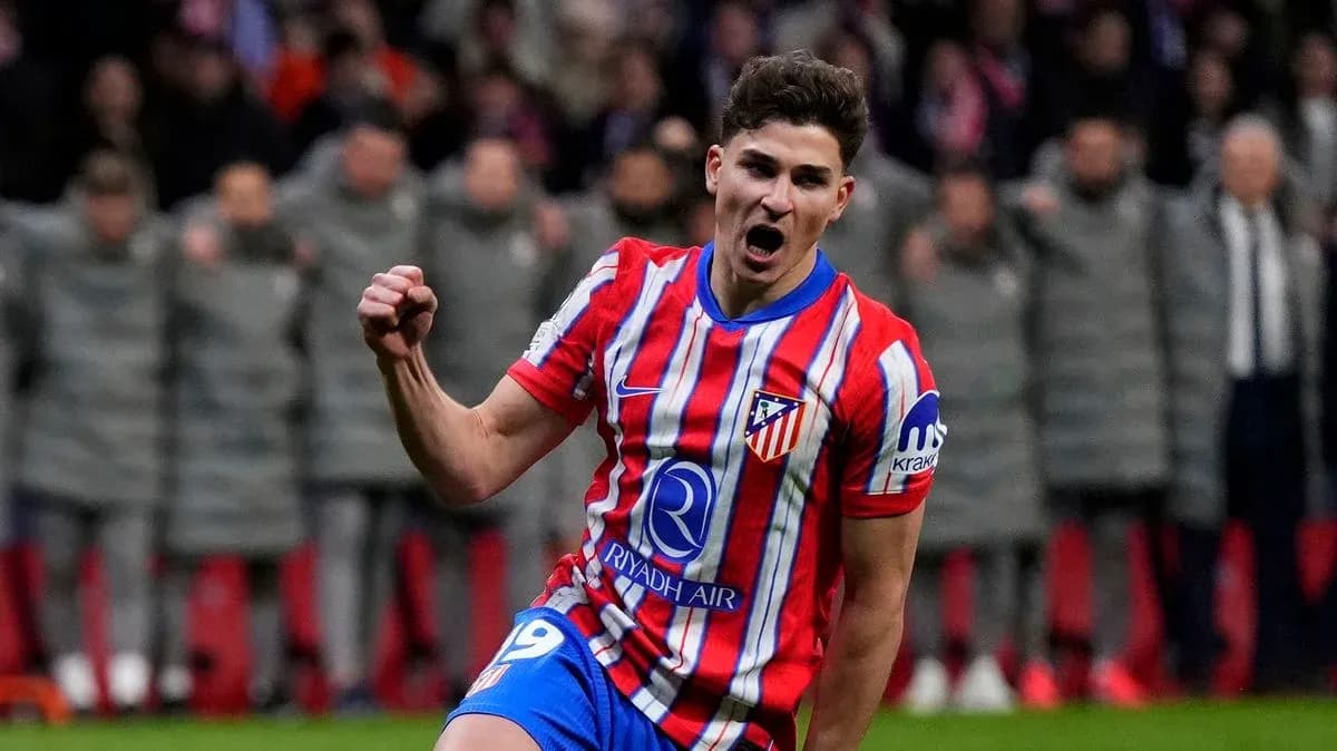 Atletico Madrid player celebrating a goal