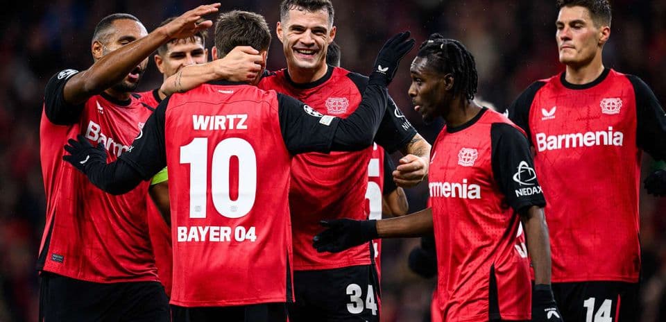Bayer Leverkusen players celebrating a goal