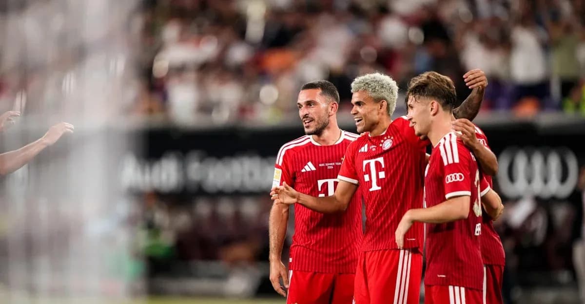 Bayern Munich players celebrating a goal together