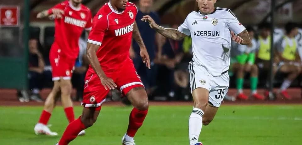 CSKA Sofia player challenging Qarabag midfielder