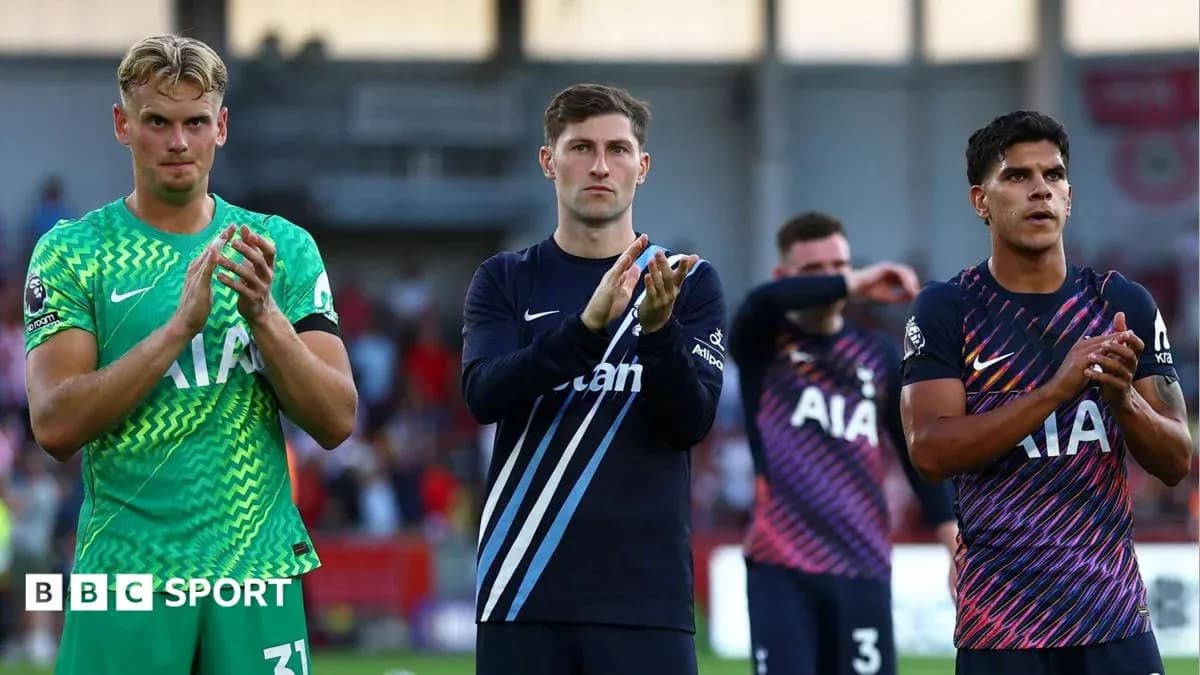 Players applauding fans after the match