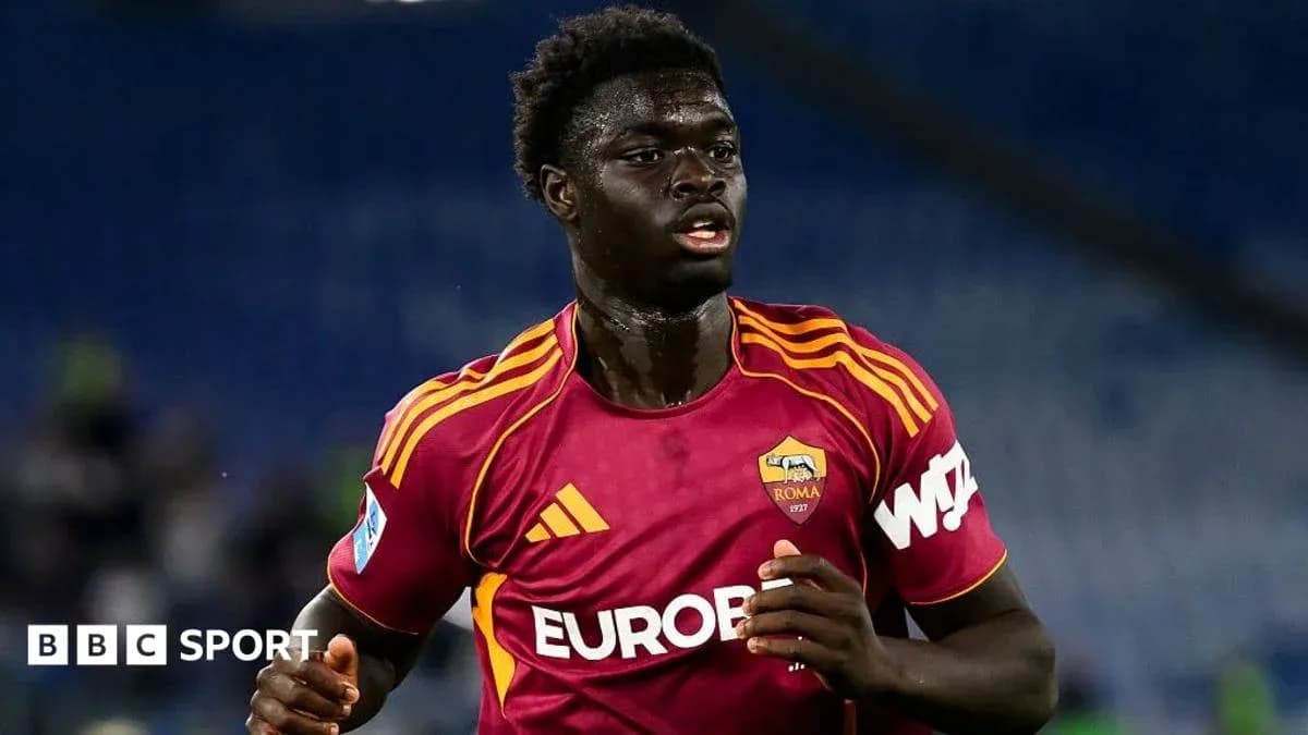Player in AS Roma jersey during a match