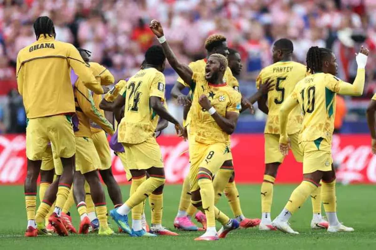 Ghana players celebrating during World Cup match