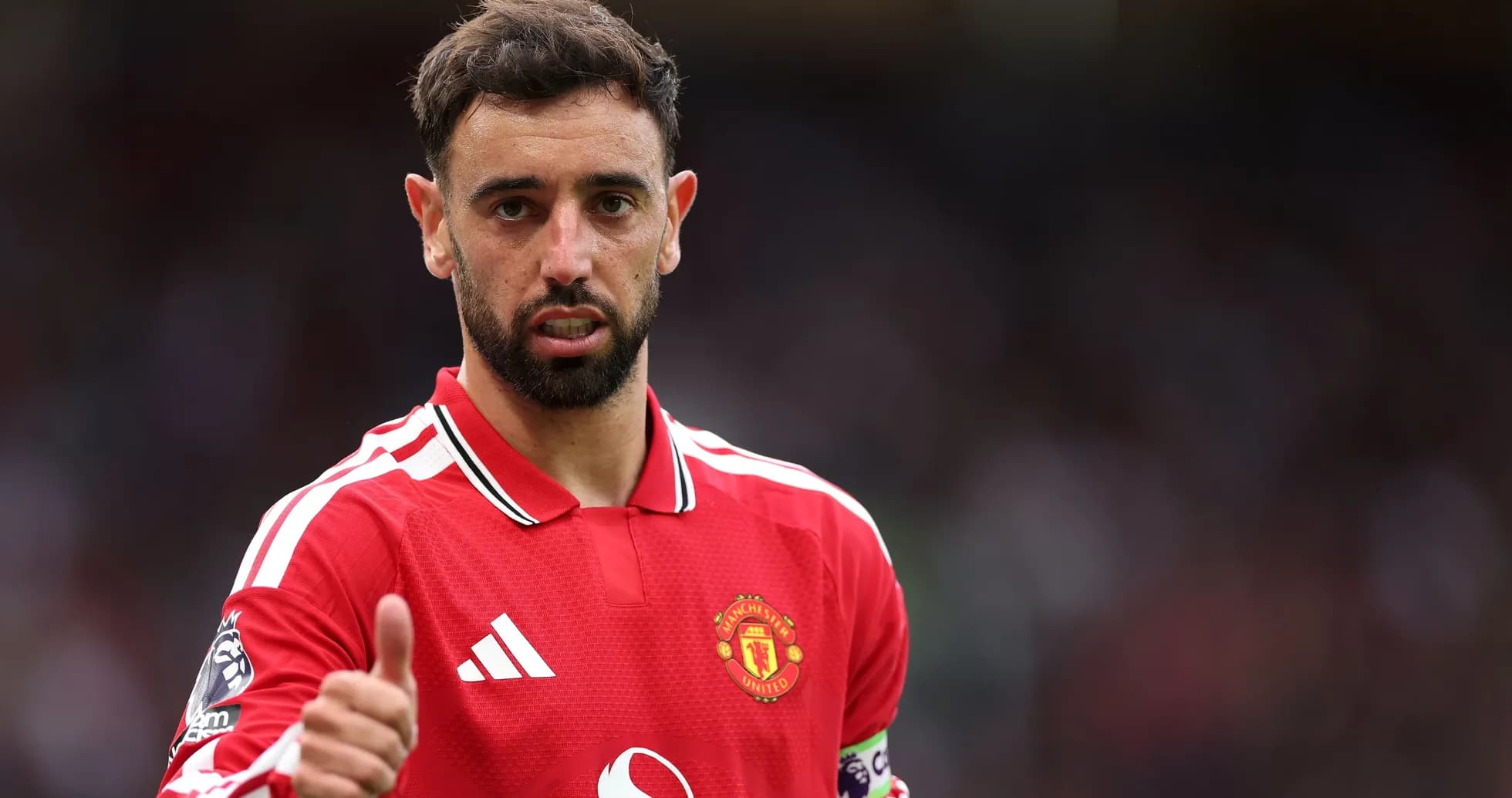 Bruno Fernandes giving thumbs up during match