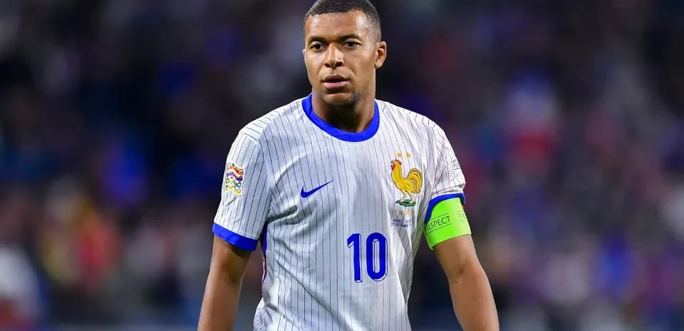 Kylian Mbappé wearing France national team kit