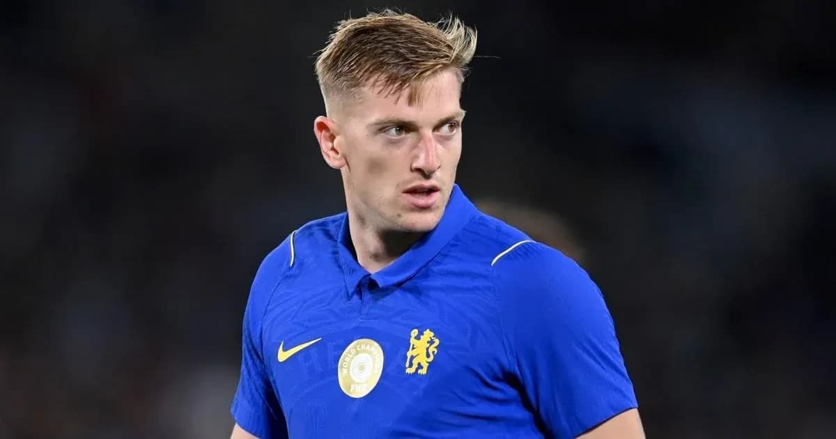 Player in blue jersey preparing for match