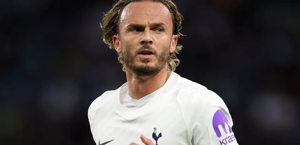 Football player in Tottenham kit during match