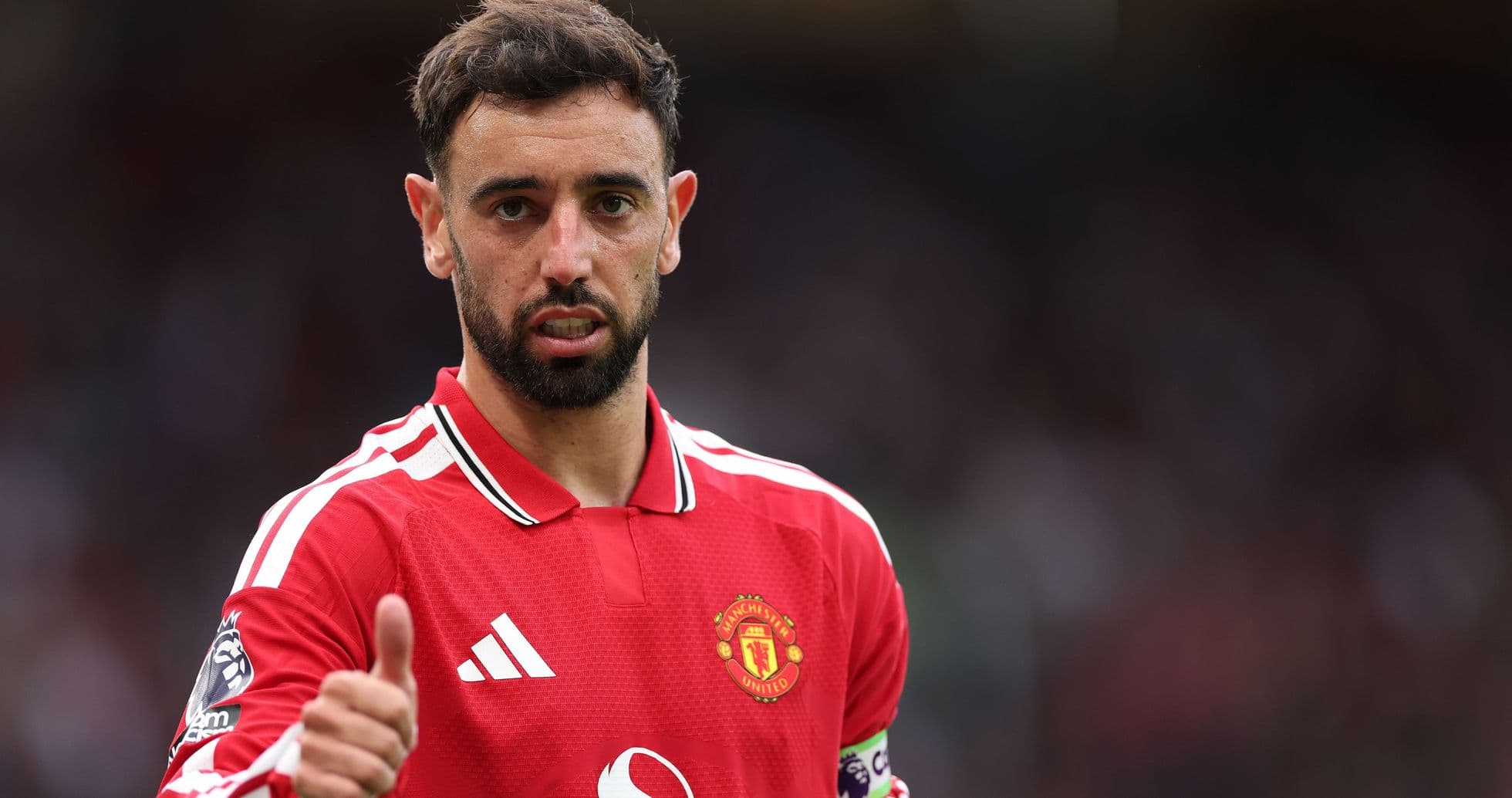 Bruno Fernandes gesturing during Manchester United match