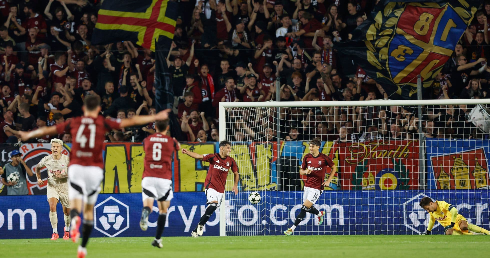 Players celebrating goal during Salzburg match