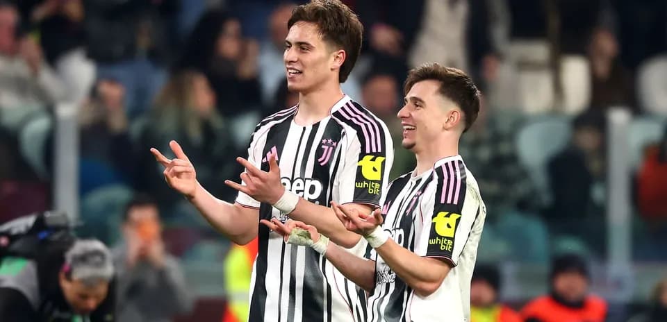 Juventus players celebrating on the pitch