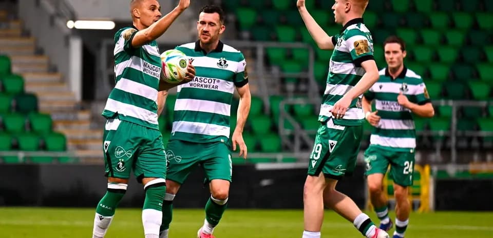 Shamrock Rovers players celebrating during match