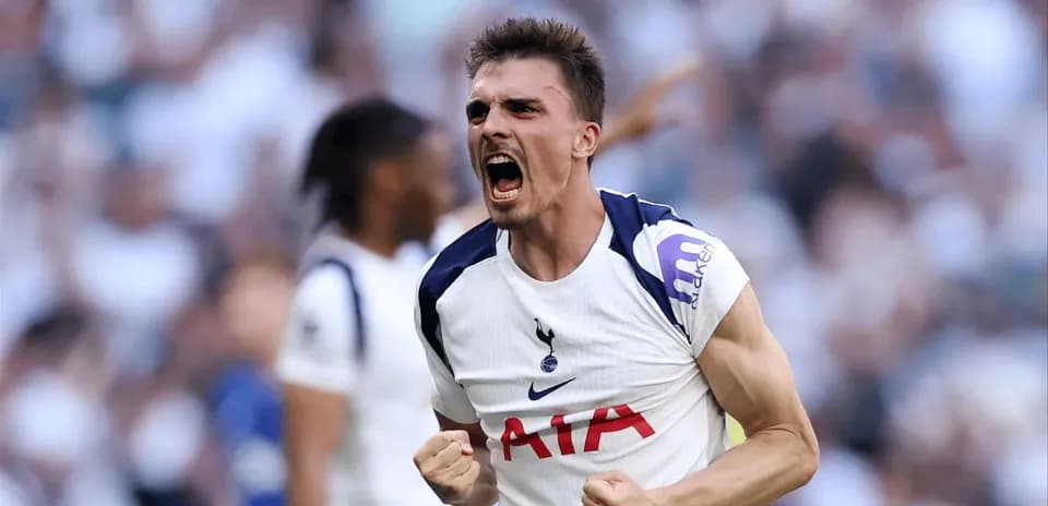Tottenham player celebrating a goal