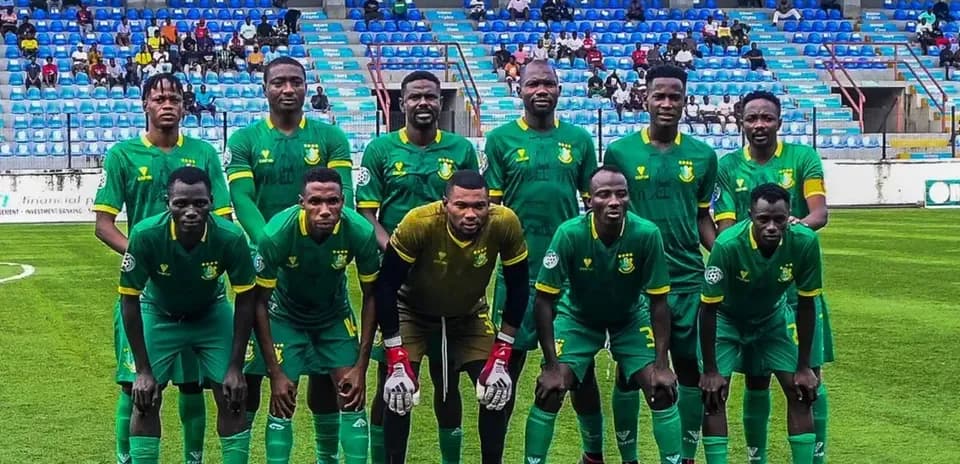 Kano Pillars team posing for a photo