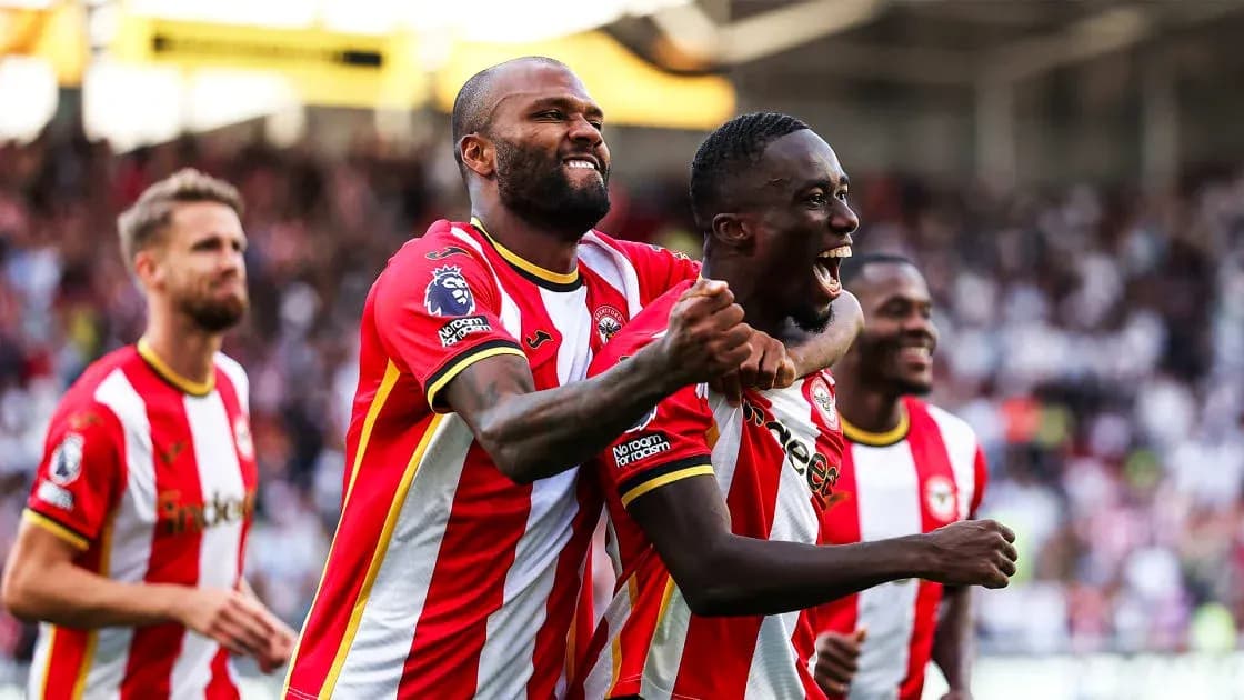 Brentford players celebrating a goal during match