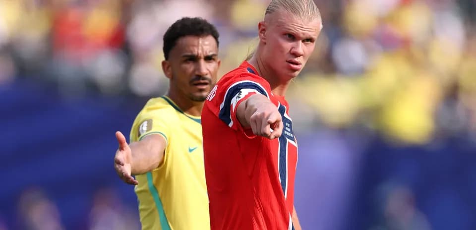 Players arguing during a match between Norway and Brazil