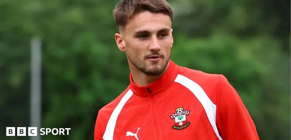 Player in Southampton FC training kit during session