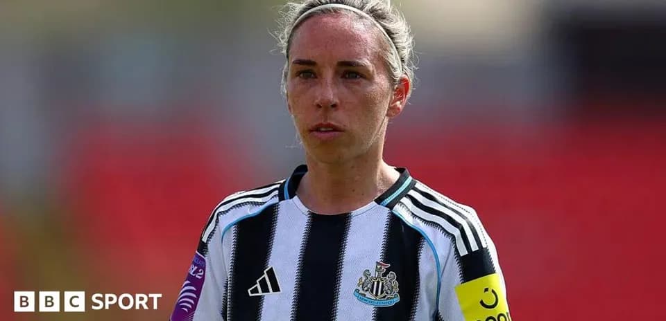 Female player in Newcastle United jersey on the field