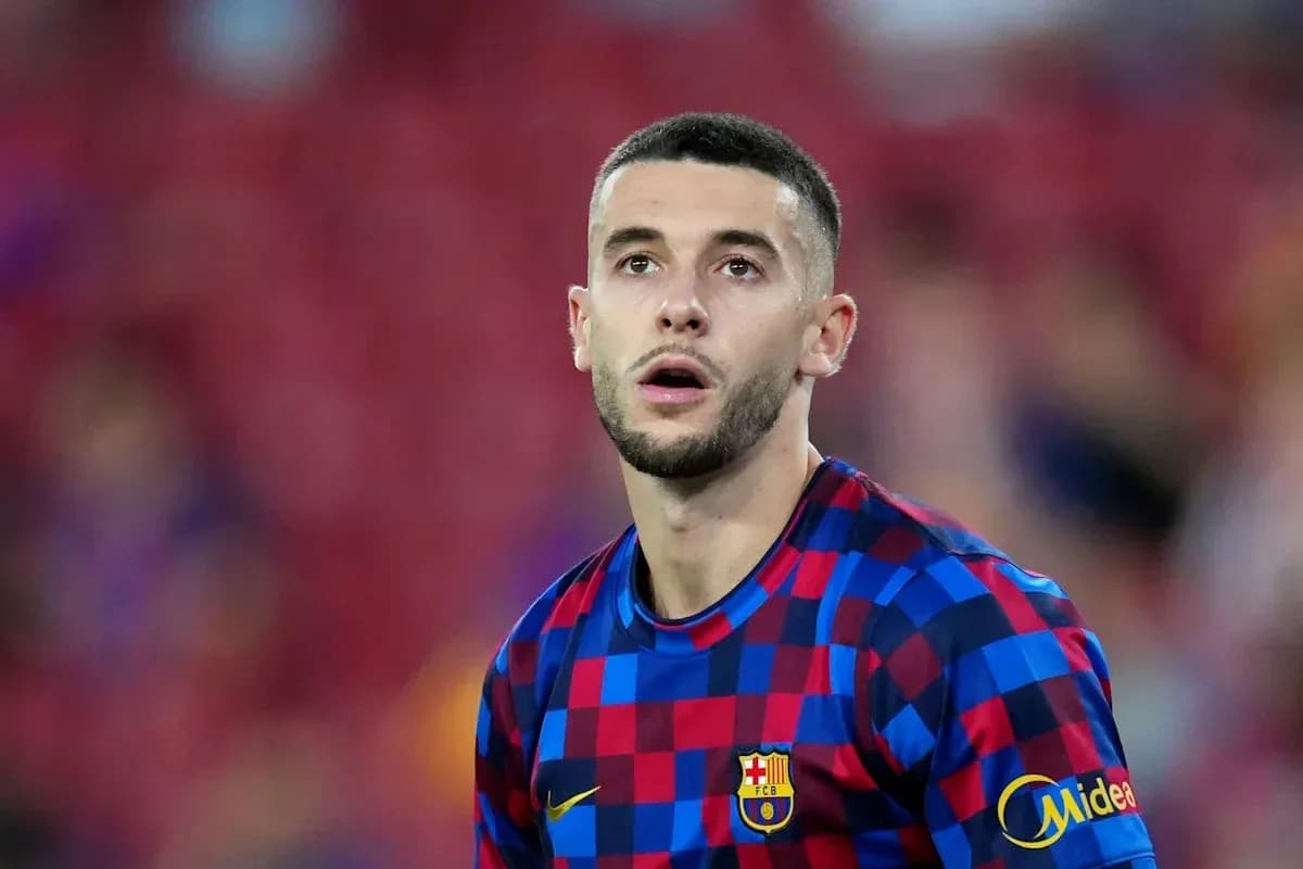 Player in Barcelona jersey during match warm-up