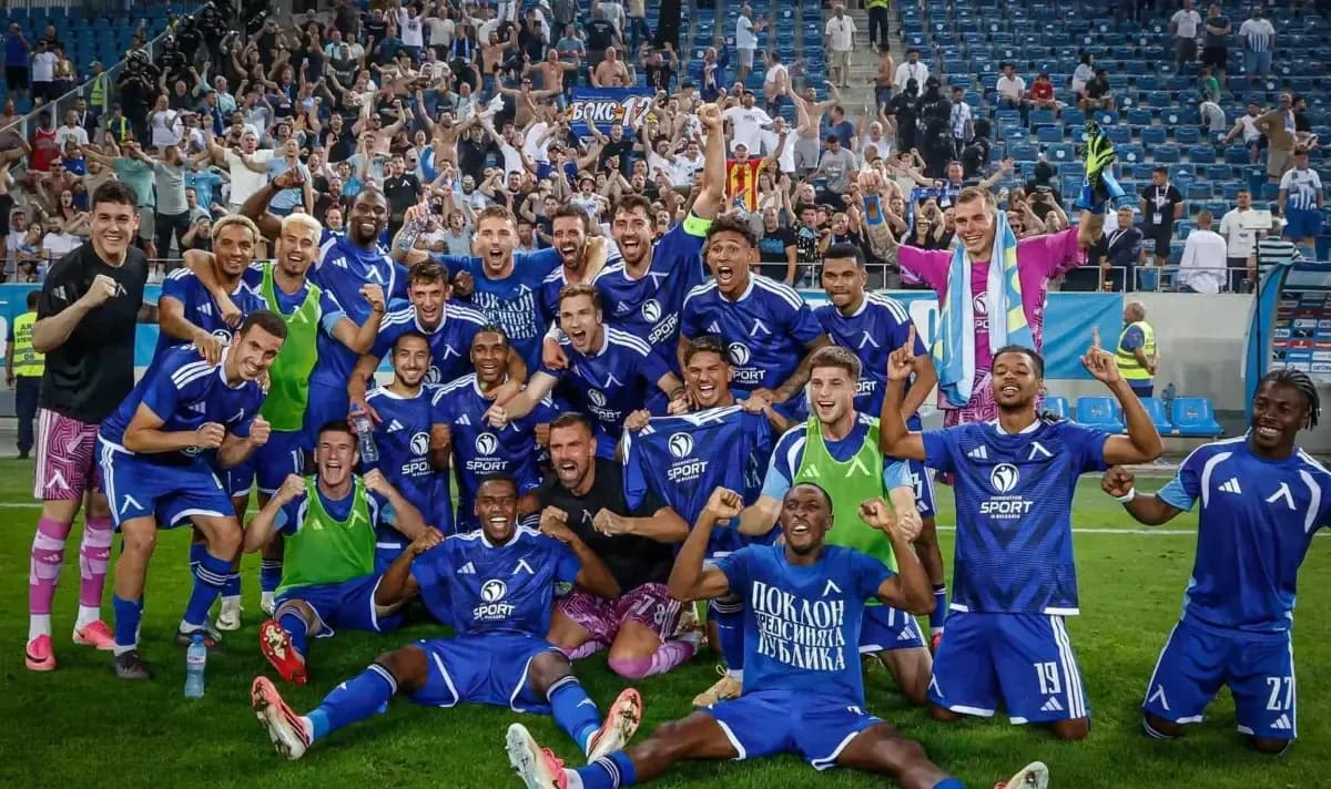 Levski Sofia team celebrating on the pitch