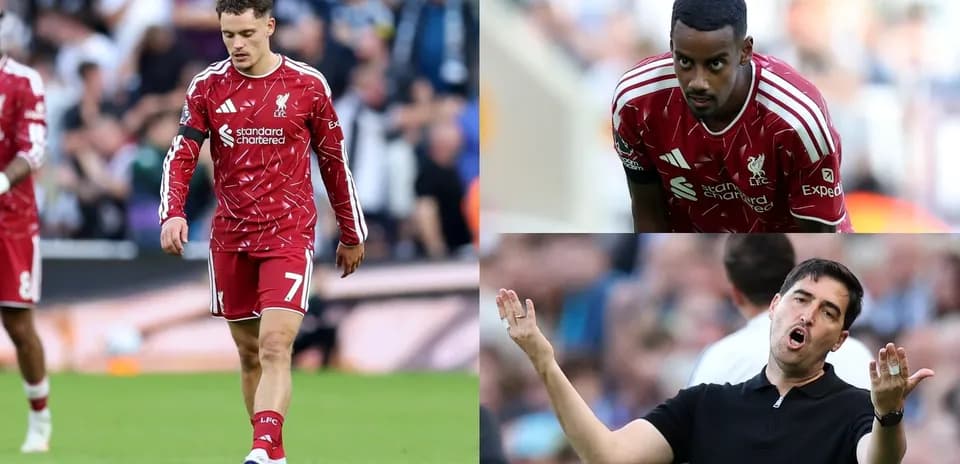 Liverpool players and coach during match moments