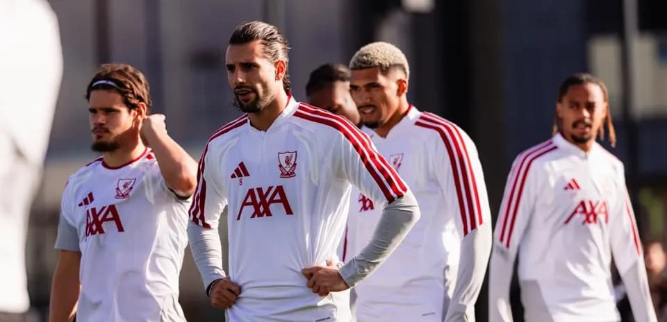 Players training together in Liverpool training kits