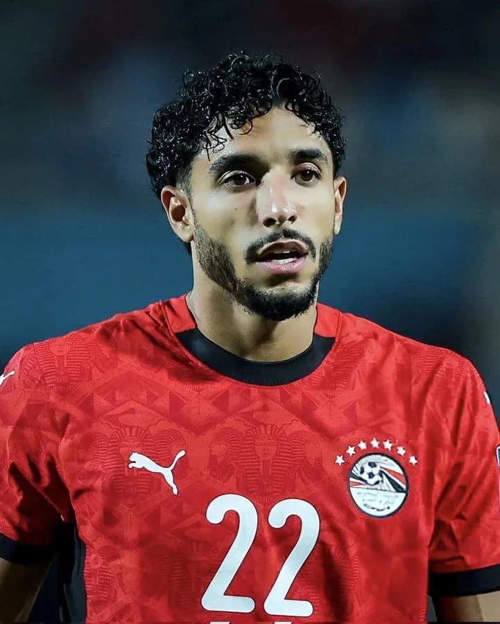 Football player in Egypt national team jersey