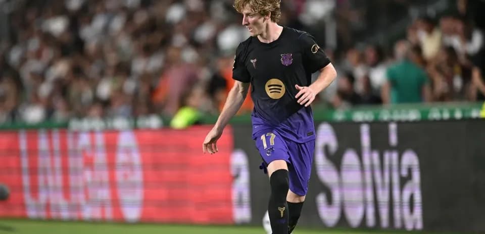 Player dribbling the ball during match action