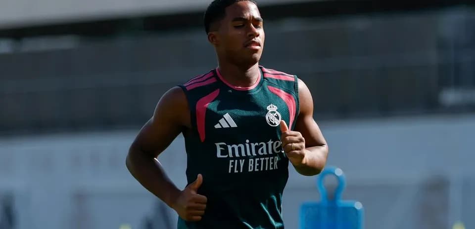 Player running during Real Madrid training session