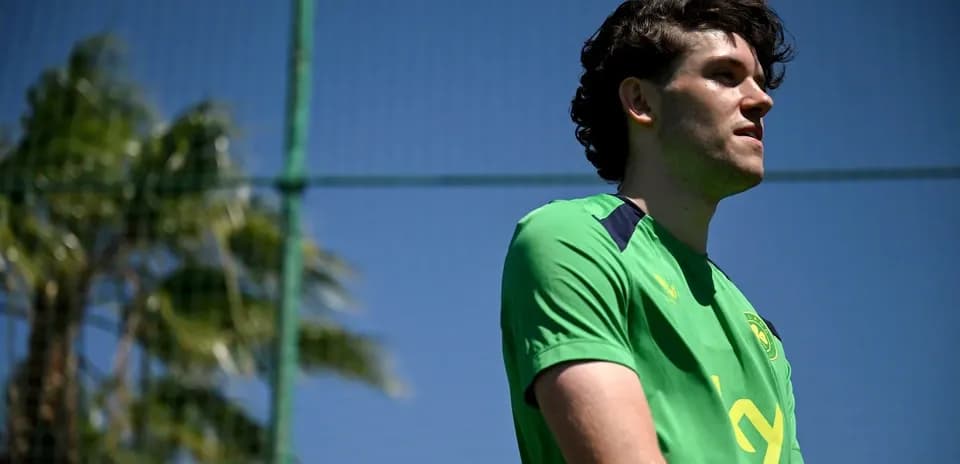 Player in green jersey during training session