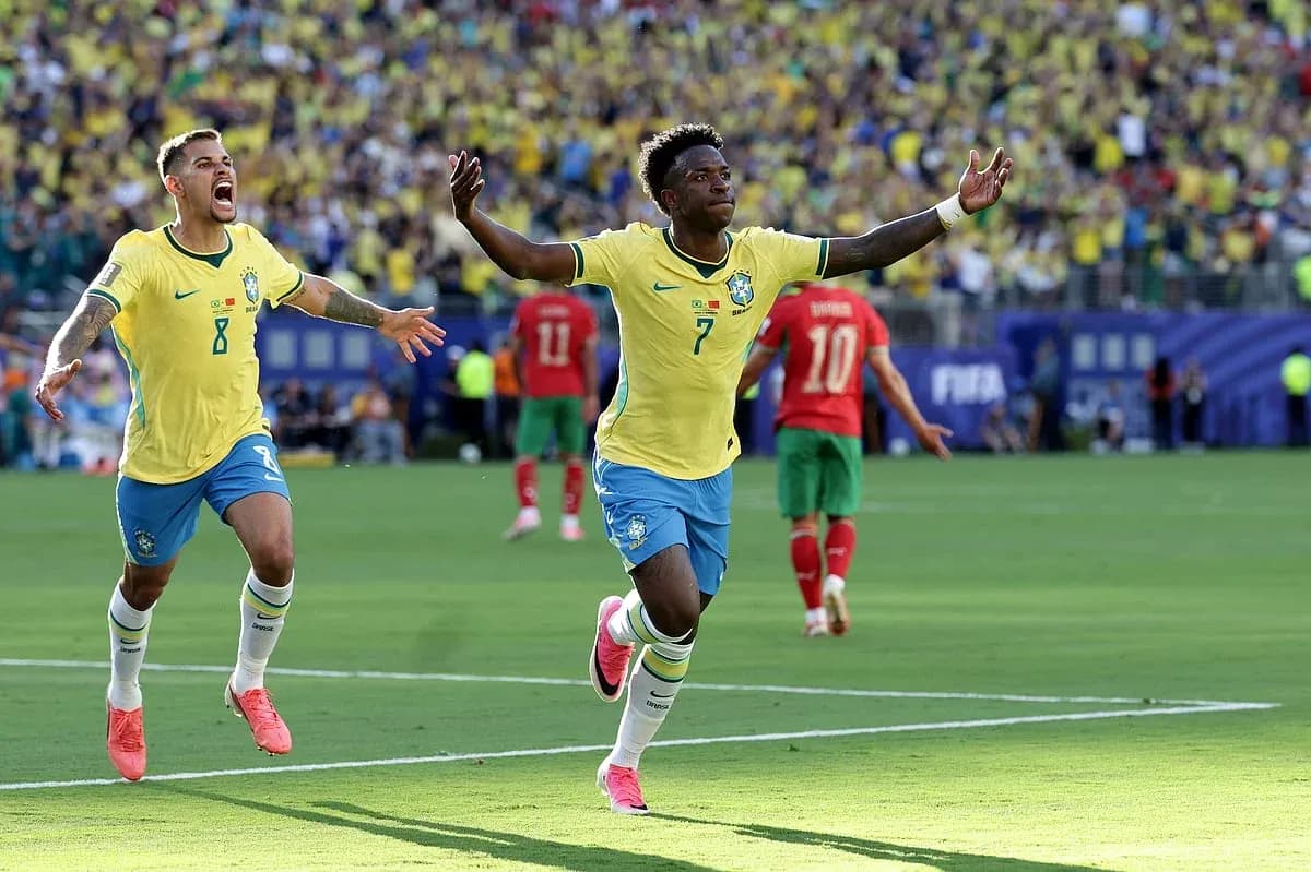 Brazil players celebrating during World Cup match