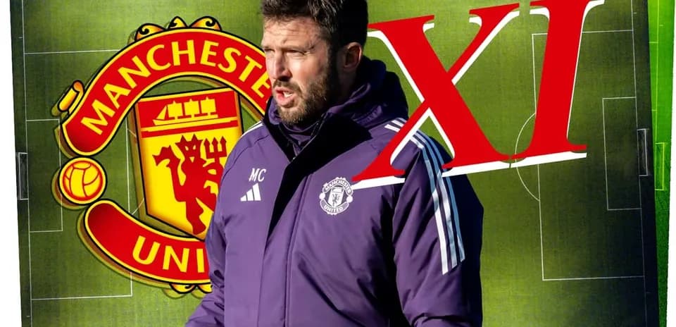 Manchester United coach speaking during training session