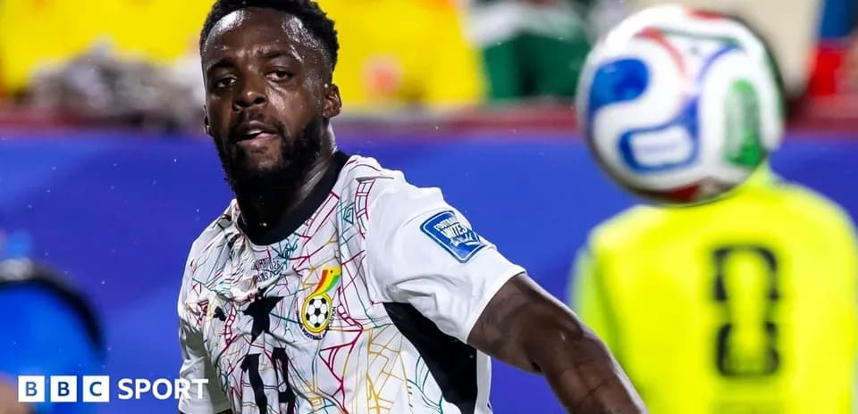 Player from Ghana chasing the ball during match