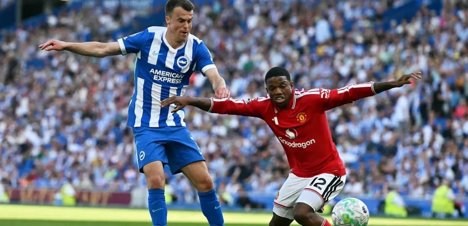 Brighton player challenges Manchester United opponent