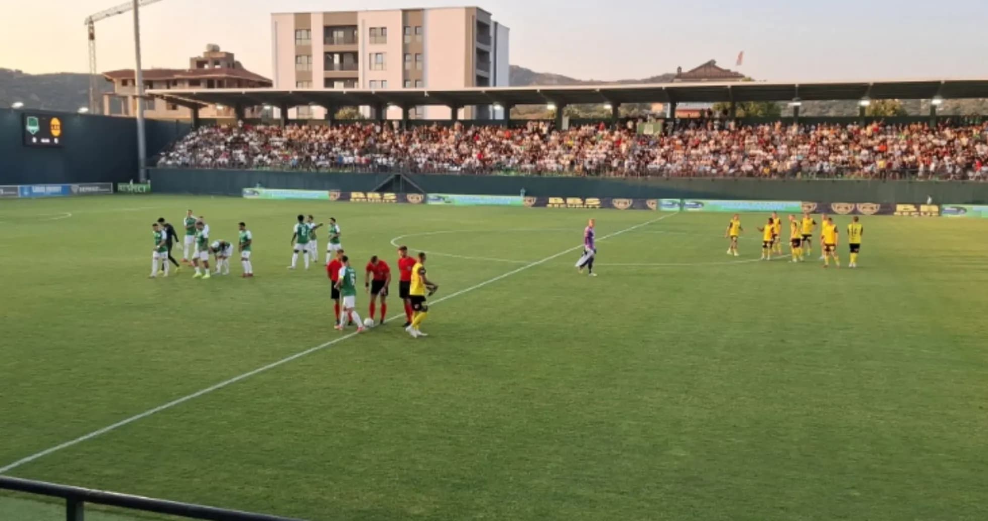 Egnatia Rrogozhinë players warming up before match