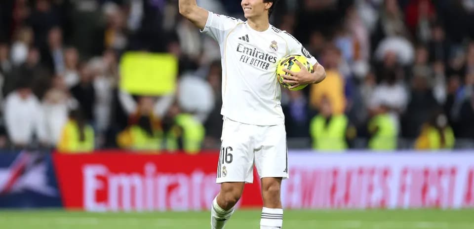 Real Madrid player celebrating during match