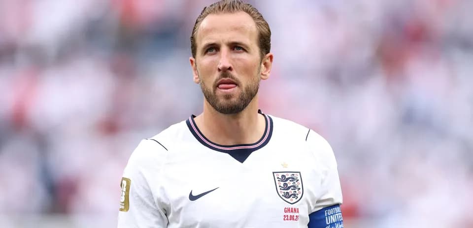 Harry Kane wearing England jersey during match