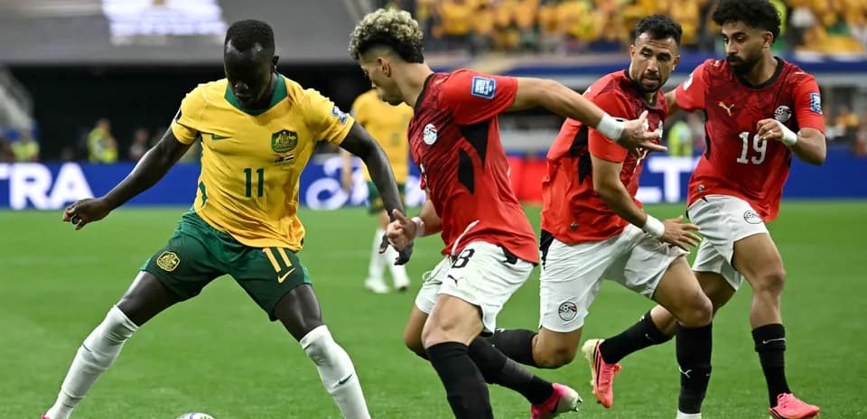 Australia and Egypt players contesting for the ball