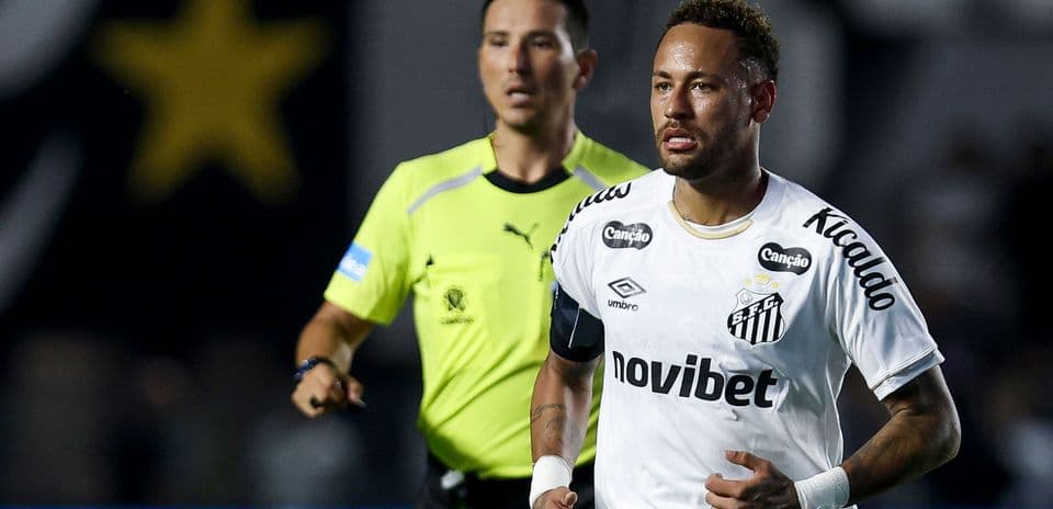 Neymar Rebukes Critical Santos Fans After Comeback Win Over Macara