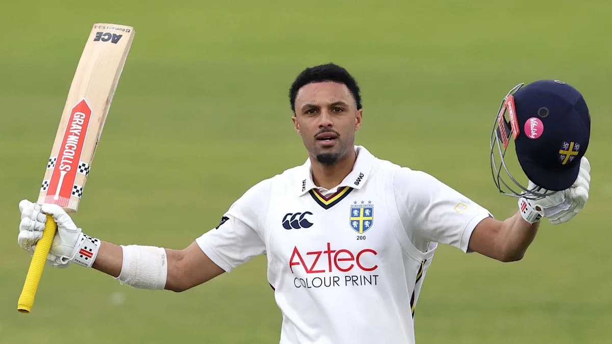 Emilio Gay Scores 141 as Durham Take Strong Lead Against Lancashire