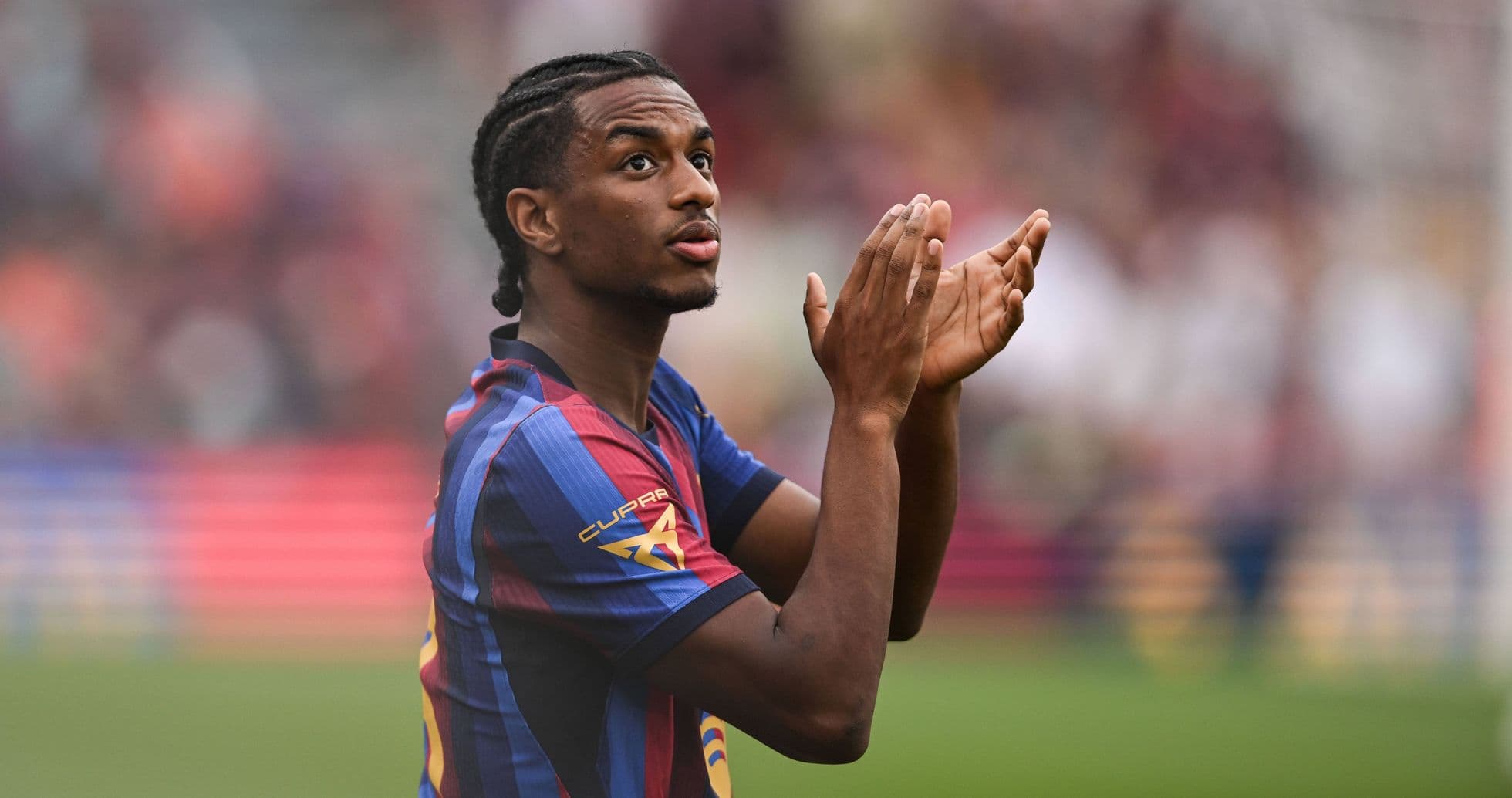 Alejandro Balde to Leave Barcelona as Manchester United Opens Transfer Talks