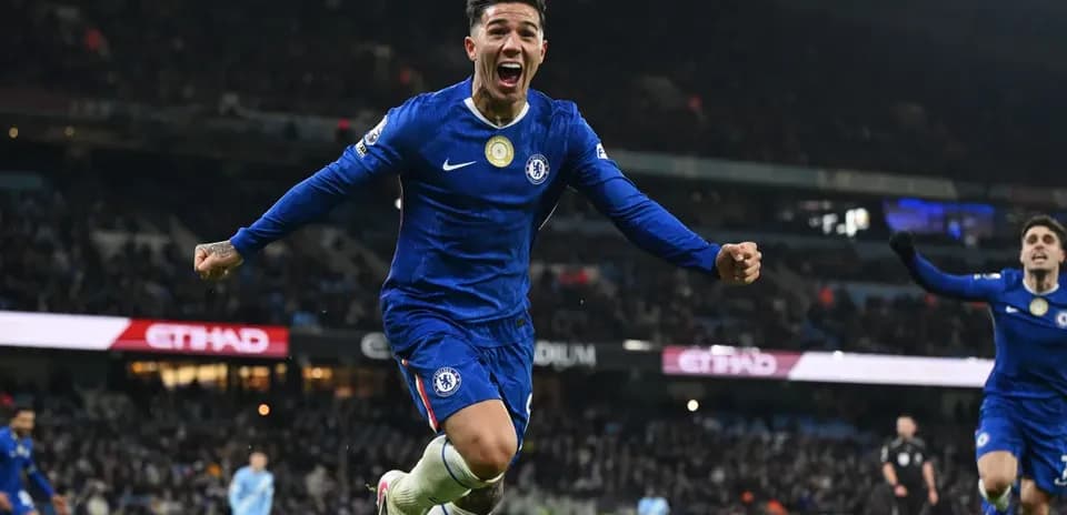 Chelsea Sets £120m Deadline for Manchester City to Sign Enzo Fernandez