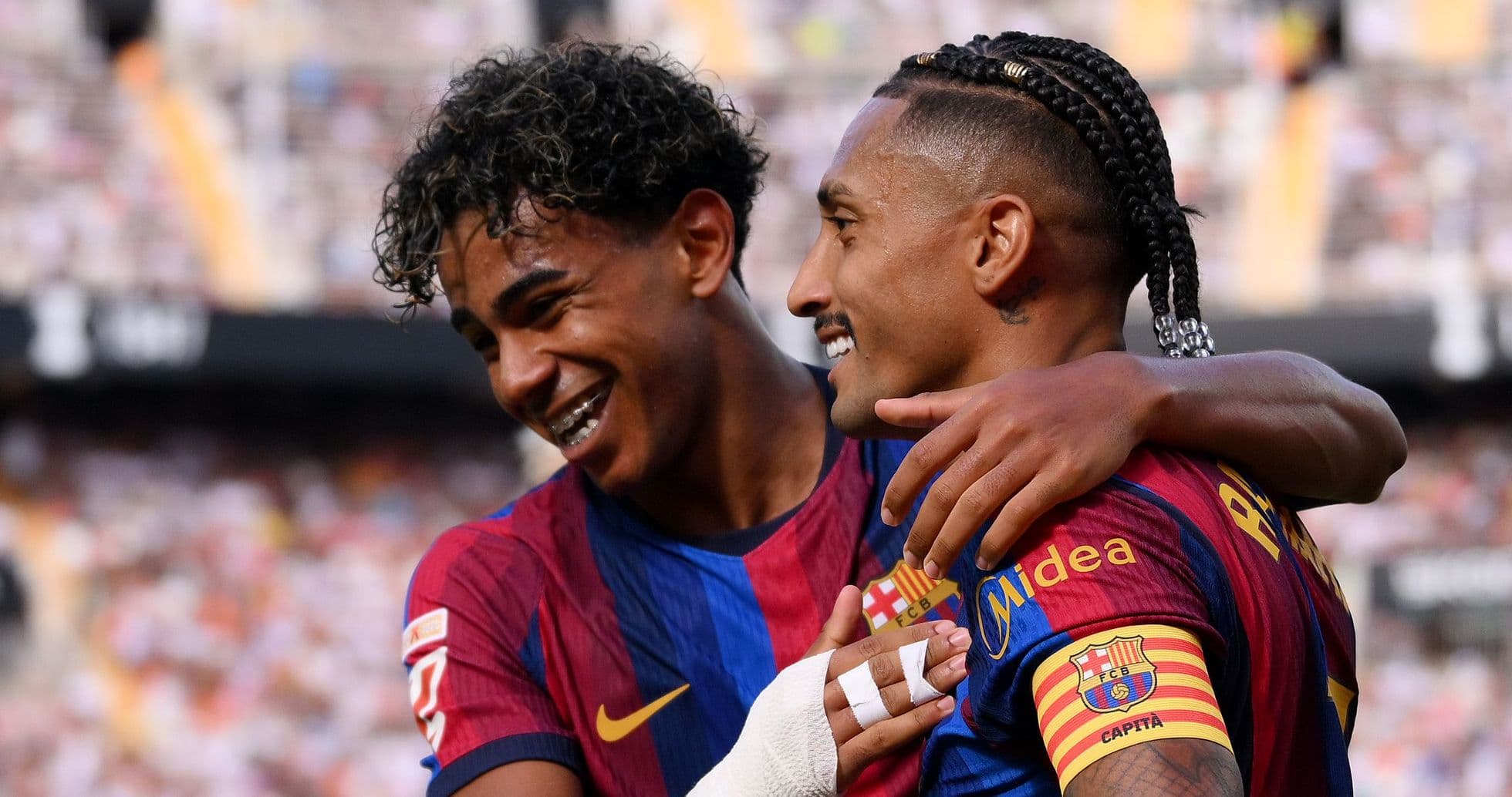 Barcelona Crush Valencia 5-0 as Raphinha Matches Messi’s Record and Yamal Scores Twice